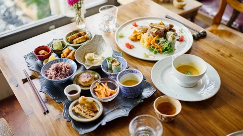 Así se hace la milenaria dieta de Okinawa, el secreto mejor guardado de la longevidad