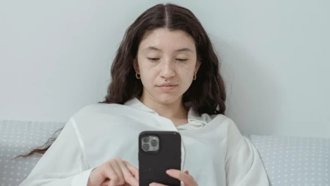 Qué significa que un hombre te mande mensajes de buenos días