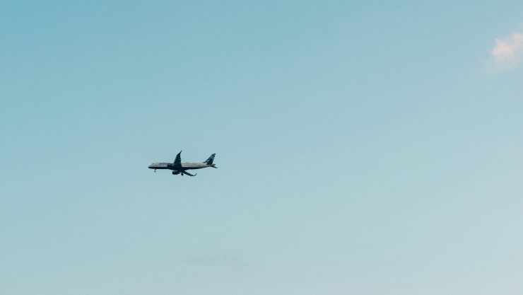 VIDEO: Se estrella avión en Kazajistán este 25 de diciembre; hay varios sobrevivientes