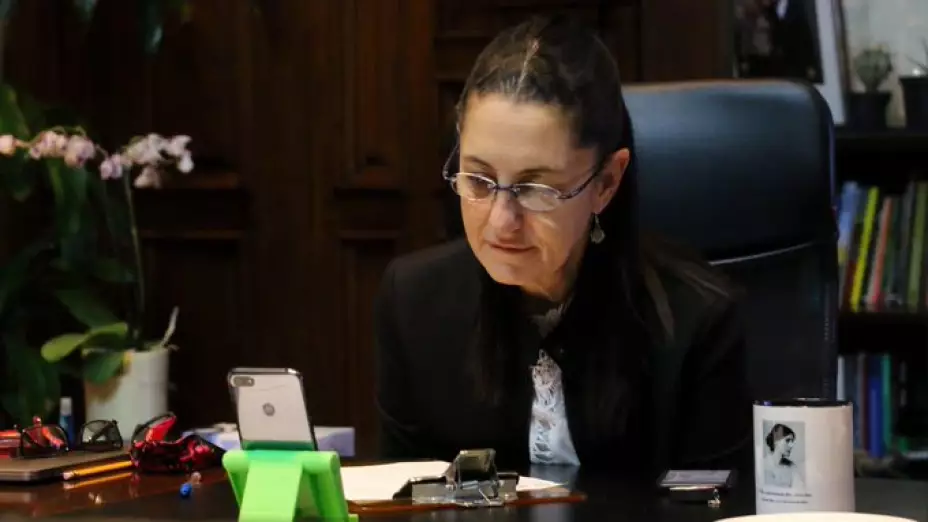 Claudia Sheinbaum mantiene audiencias públicas virtuales.