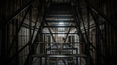 Por abuso contra una mujer en un parque, detienen a hombre en Kanasín