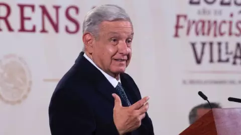 AMLO encabeza la conferencia mañanera hoy 24 de enero de 2023 desde Palacio Naciona.