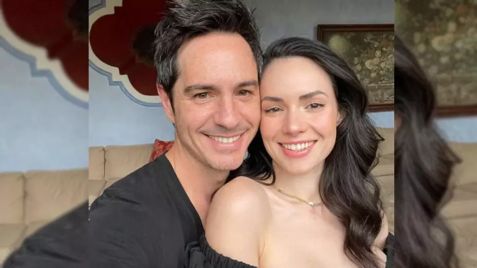 Mauricio Ochmann confirmó que hay una tercera persona en su relación