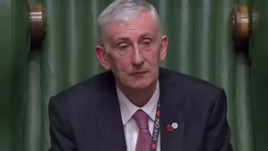 Lindsay-Hoyle .png