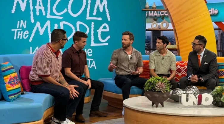 Frankie Muniz, Christopher Masterson y Justin Berfield de Malcolm el de en Medio en Venga La Alegría