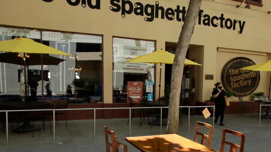 Restaurant_AP.jpg