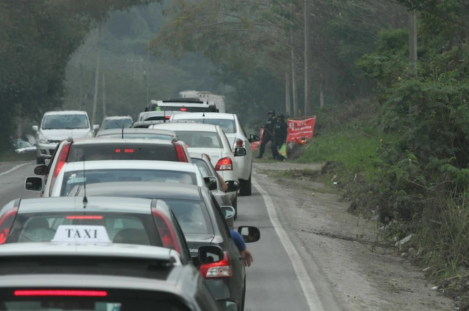 Además, reporta la entrada de 81 vehículos por 20 que salen.