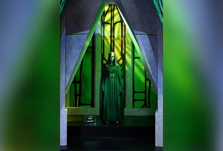 Avengers Doomsday revela misteriosa figura de la “Bruja de Latveria” desatando rumores sobre el regreso de Scarlet Witch