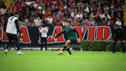 Atlas se prepara previo al Clásico Tapatío con su gente.jpeg