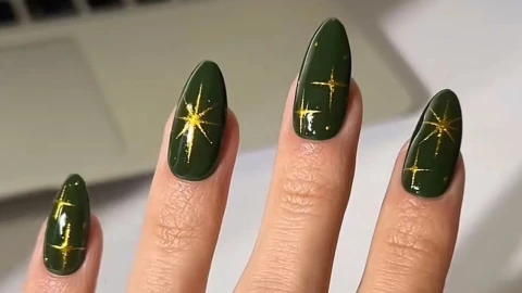 12 modelos de uñas verdes que se verán elegantes si las usas en cortas o largas: y para cualquier fecha del año
