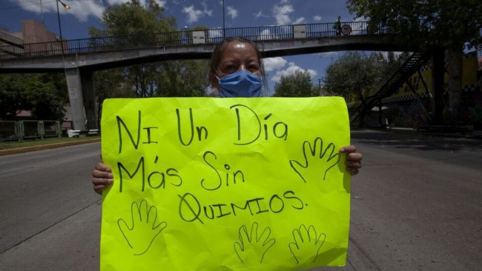 No descansaremos hasta que niños con cáncer tenga su medicamento: AMLO