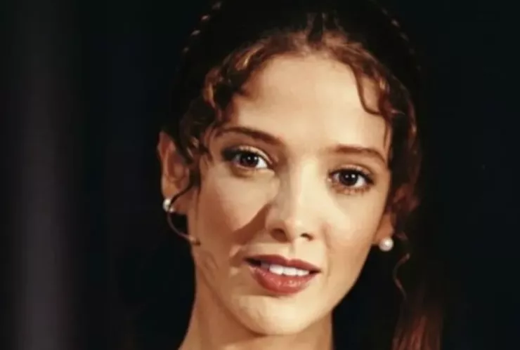 Adela Noriega retorna a las rede sociales con un mensaje intrigante.jpg