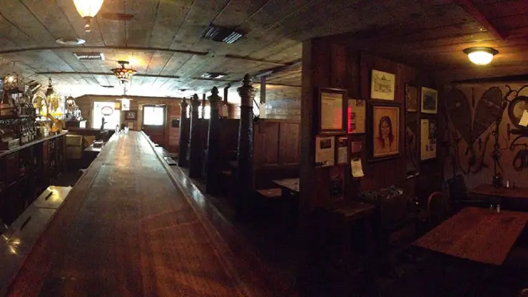 The Old Place en California