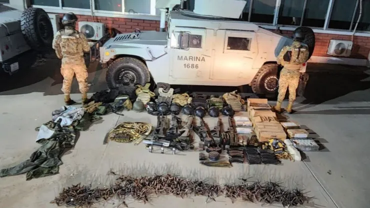 Sinaloa: Descubren auténtico arsenal en poblados de Culiacán