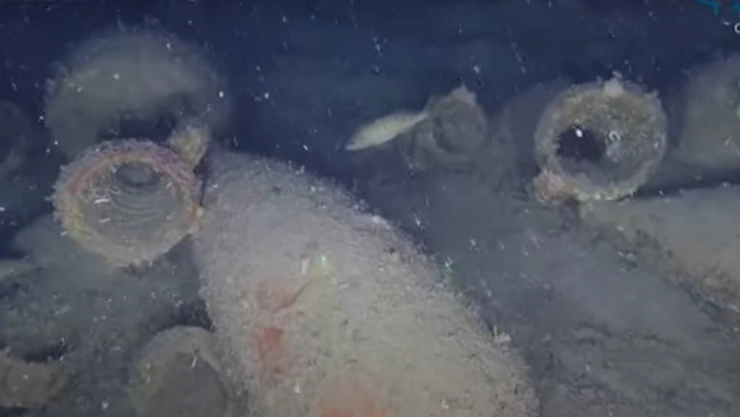 barco-hundido-mediterraneo-anforas