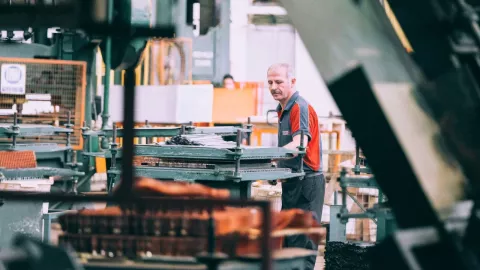 Trabajo en Canadá: Abren vacante para mexicanos con preparatoria; conoce los requisitos 