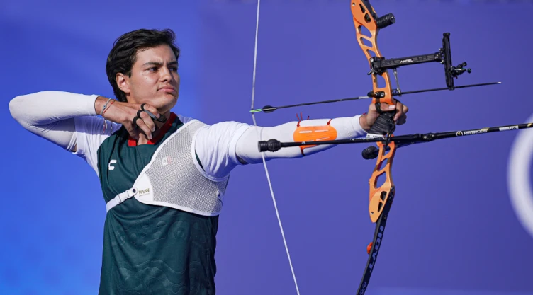 Matias Grande tiro con arco Paris 2024.jpeg