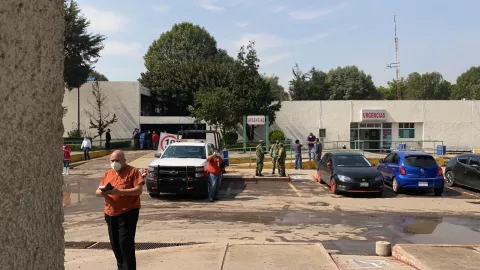 Trasladan a pacientes del Hospital General de Atizapán por afectaciones