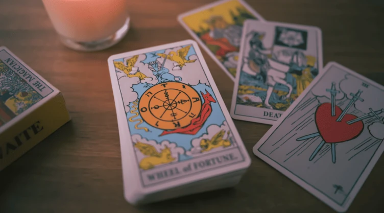 ¿Qué significa que te salga el arcano de ‘la rueda de la fortuna’ en el tarot Esto representará en el 2026.png