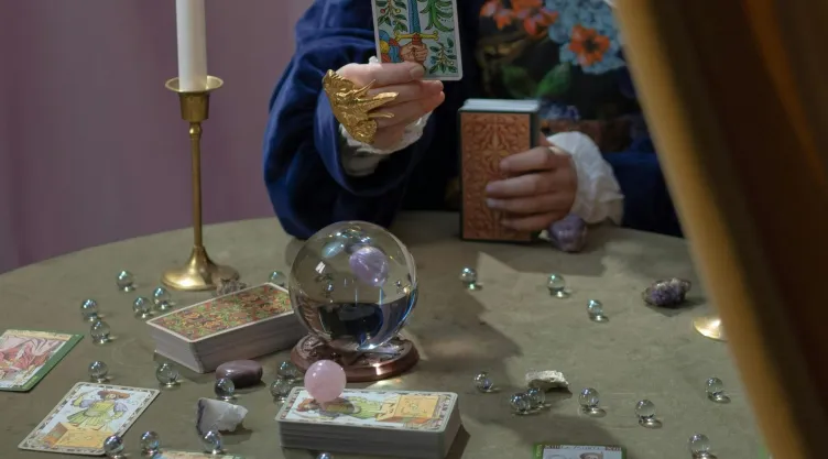 Horóscopo de Nana Calistar para hoy martes 30 de diciembre de 2025 y las predicciones para los 12 signos del zodiaco