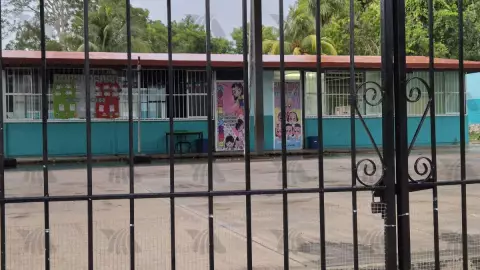 escuelas vacias por tormenta tropical helene en yucatan