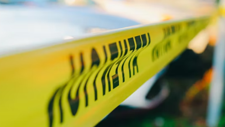 Muere niño de 11 años tras ser atacado en los baños por un joven de 23