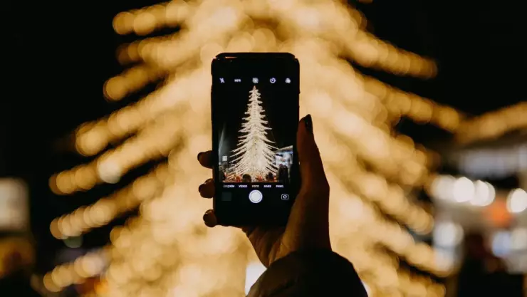 Navidad 2022: Trucos para tomar fotos del árbol navideño como experto