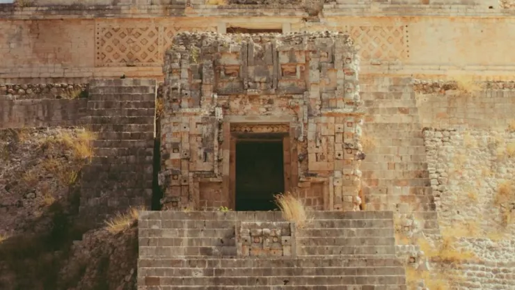 Así es El Castillo viejo, una nueva pirámide Maya descubierta en Chichén Itzá