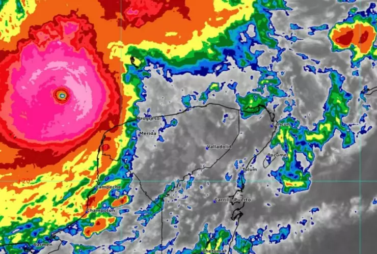 Huracán Milton podría tocar tierra en Yucatán como categoría 5, de acuerdo al SMN