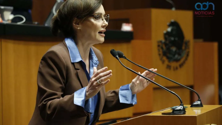 Lilly Tellez llama cobarde a Noroña