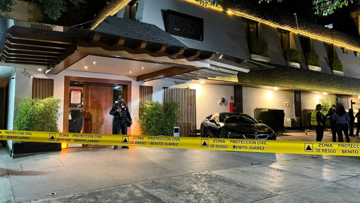 hombre esposa restaurante Benito Juárez