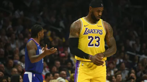 El ‘Rey’ James no aguant&oacute; las ganas de opinar sobre los comentarios del QB de la NFL, Drew Brees.