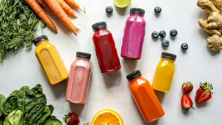 JUGOS DETOX_ POLINA TANKILEVITCH