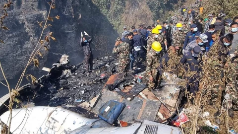 Accidente aereo en Nepal deja 68 fallecidos