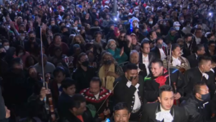 FESTEJAN_MARIACHIS_SANTA_CECILIA.png