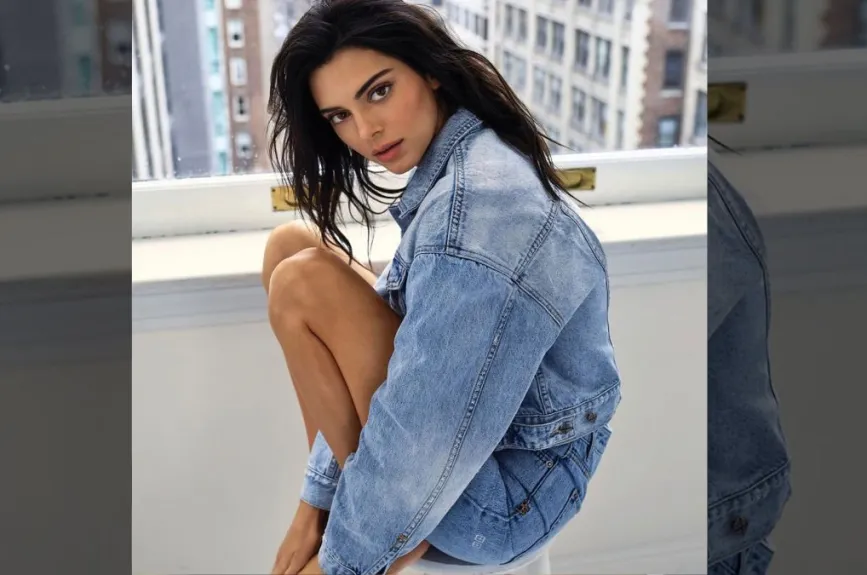 Kendall con gorra.jpg