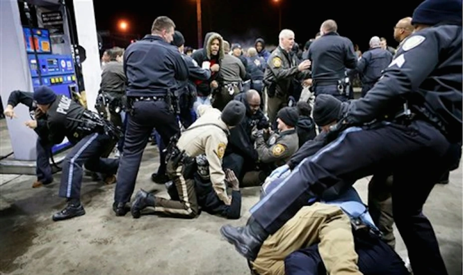 El hombre, todavía no identificado, murió al instante luego de ser impactado por el agente de Berkeley