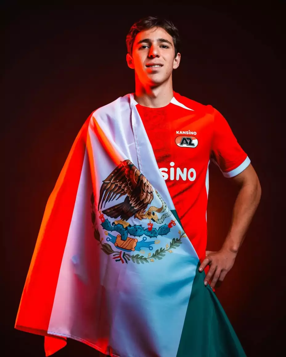 Mateo Chávez, ex futbolista de Chivas, fue recibido de gran manera en Países Bajos