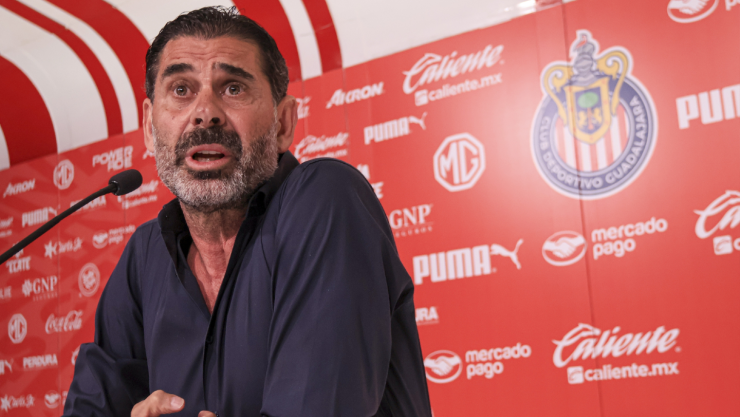 Fernando Hierro, director deportivo de Chivas