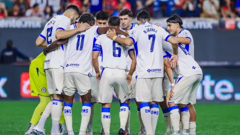 alan-montes-aficion-fuera-cruz-azul.jpg
