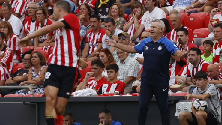 Javier Aguirre con el Mallorca ante el Athletic