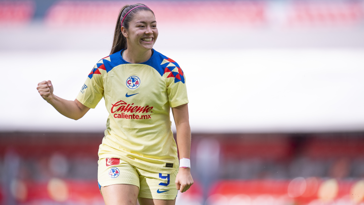 Katty Martínez festeja gol con América Femenil