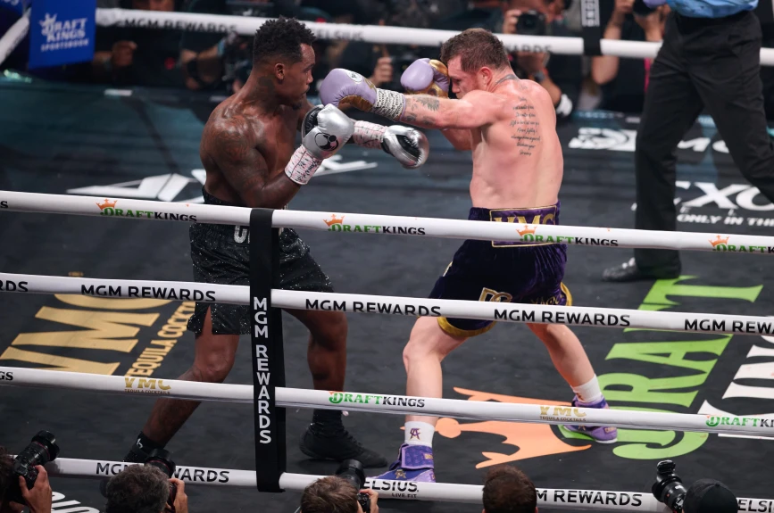 Canelo vs Charlo 5