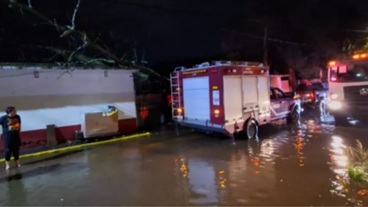 Calles de CDMX inundadas por las fuertes lluvias; afectaciones
