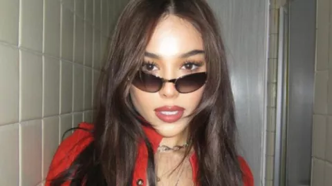 Danna Paola es abucheada en escenario del Pal Norte y la llaman arrogante.