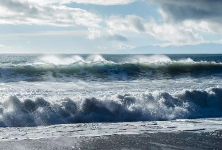Qué es el mar de fondo: Lanzan advertencia de peligro en estas playas de México