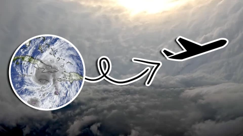 VIDEO_ Monstruoso Huracán Melissa ‘ahuyenta’ a avión cazahuracanes; fuertes vientos lo hacen ‘huir’.jpg