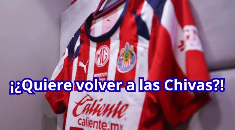 Jugador con la playera de Chivas