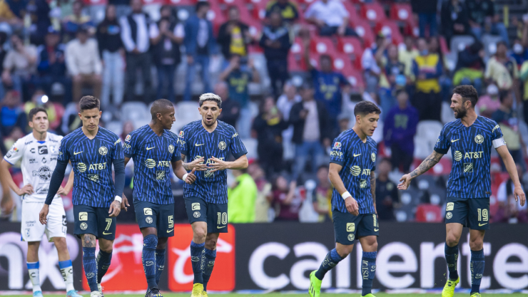 Jugadores del Am&eacute;rica en el juego contra Quer&eacute;taro