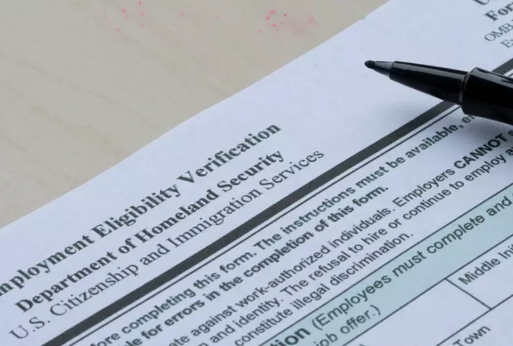 Un formulario del USCIS.